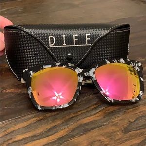 Diff Bella Polarized Sunglasses